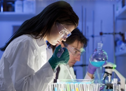 Humidification dans les salles blanches et laboratoires